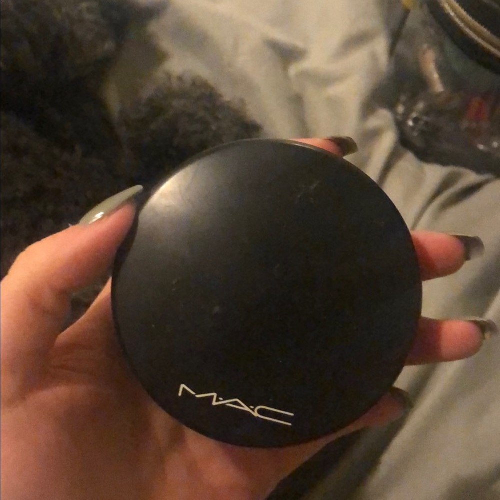 Mac halted used light powder